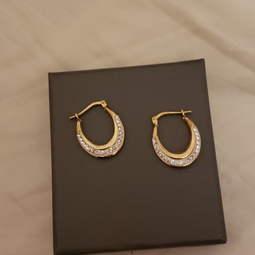18k gold earrings